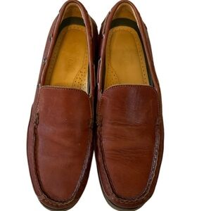 Tommy Bahama size 10 seaport leather boat shoes in great condition